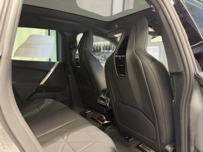 2025 BMW iX xDrive50