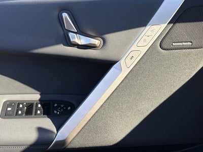 2025 BMW iX xDrive50