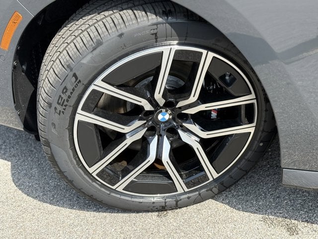 2025 BMW 7 Series 760i xDrive