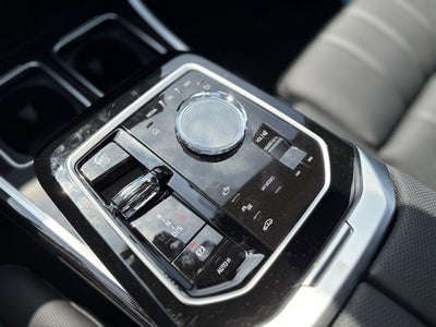 2025 BMW 7 Series 760i xDrive