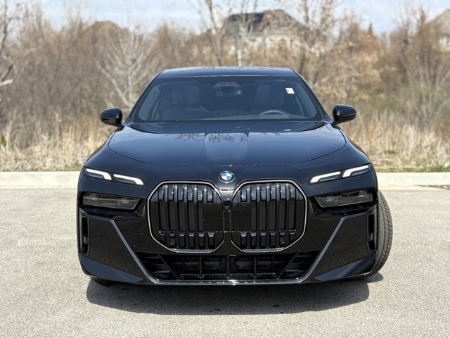 2025 BMW 7 Series 760i xDrive
