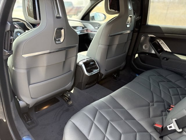 2025 BMW 7 Series 760i xDrive