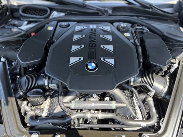 2025 BMW 7 Series 760i xDrive