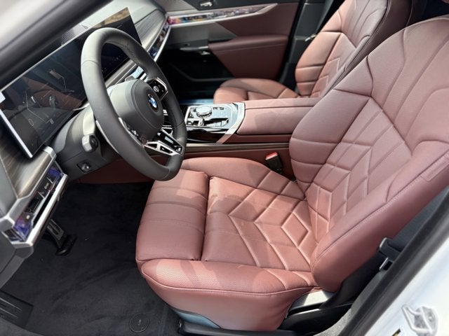 2025 BMW 7 Series 760i xDrive