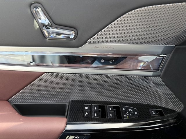 2025 BMW 7 Series 760i xDrive