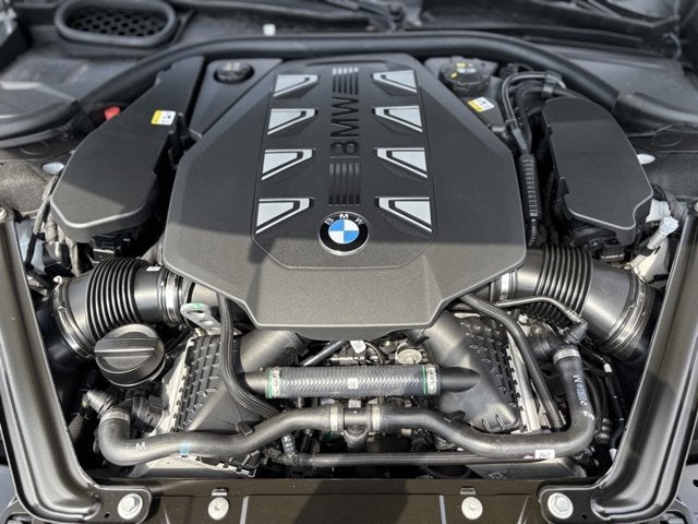 2025 BMW 7 Series 760i xDrive