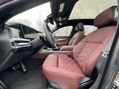 2025 BMW 7 Series 760i xDrive