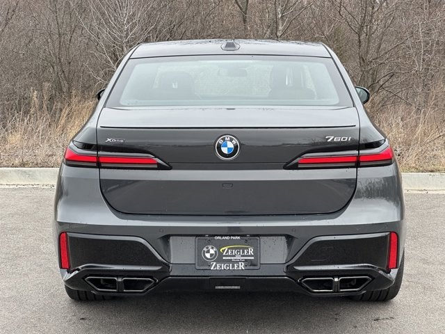2025 BMW 7 Series 760i xDrive