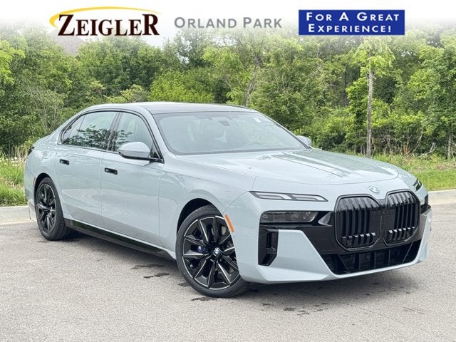 2025 BMW 7 Series 760i xDrive