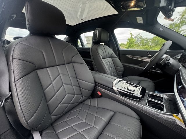 2025 BMW 7 Series 760i xDrive