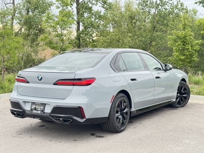 2025 BMW 7 Series 760i xDrive