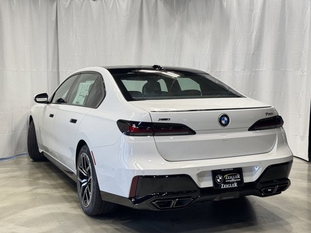 2025 BMW 7 Series 760i xDrive