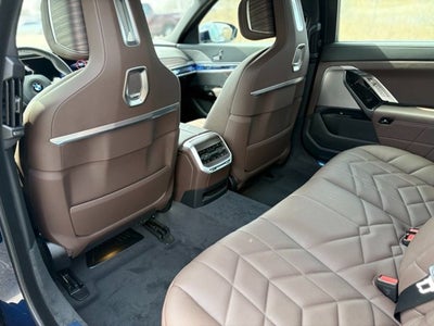 2025 BMW 7 Series 760i xDrive