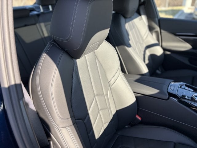 2025 BMW 5 Series 530i xDrive