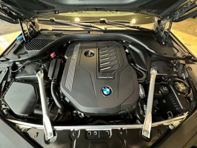 2025 BMW 8 Series 840i