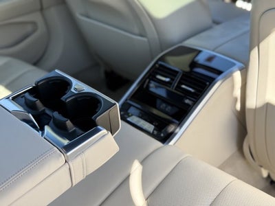 2022 BMW 8 Series 840i