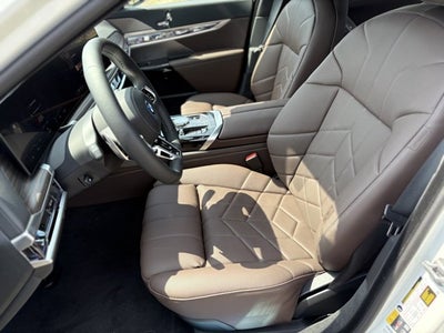 2025 BMW i7 xDrive60