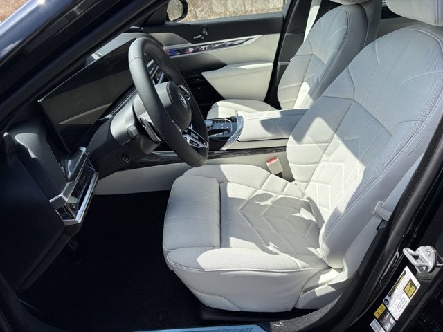 2025 BMW i7 xDrive60