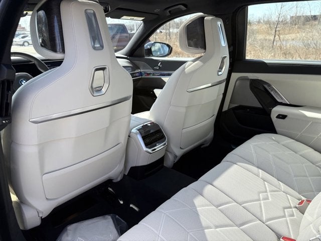 2025 BMW i7 xDrive60