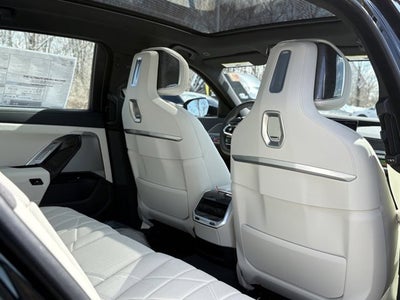 2025 BMW i7 xDrive60