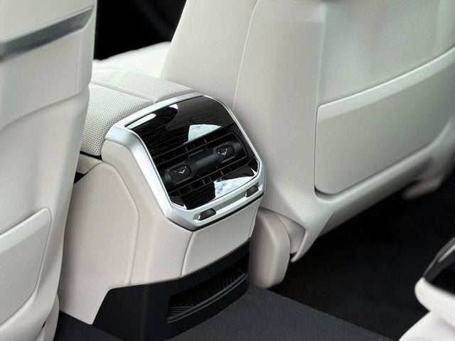 2025 BMW i7 xDrive60