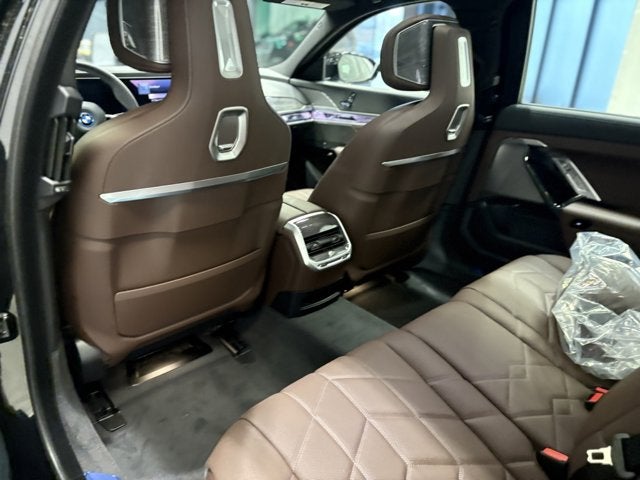 2025 BMW i7 xDrive60