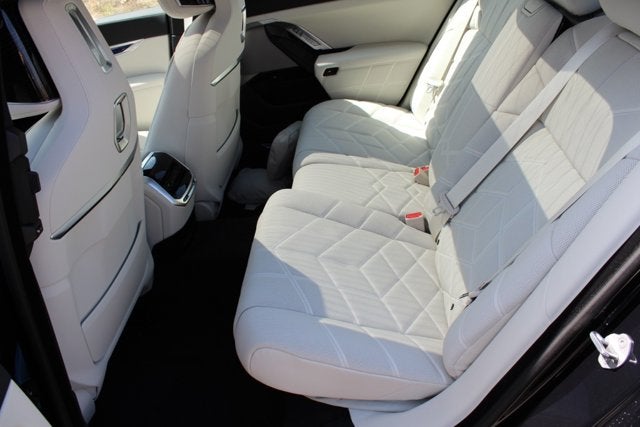 2025 BMW i7 xDrive60