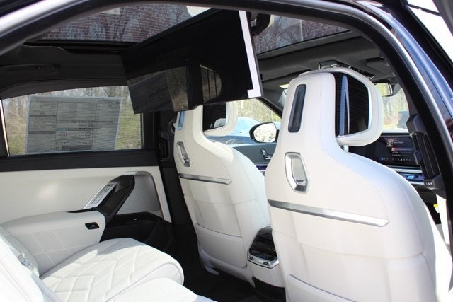 2025 BMW i7 xDrive60