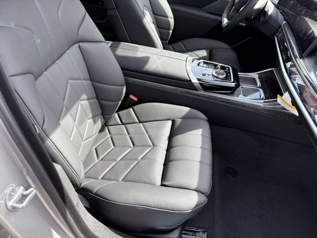 2025 BMW i7 xDrive60