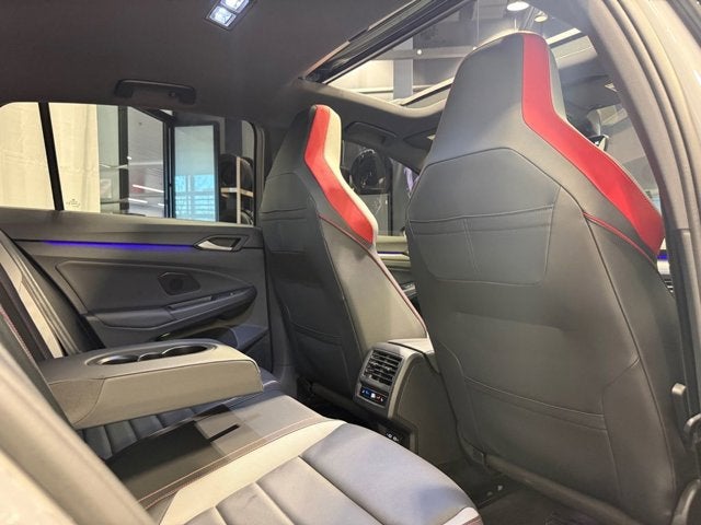 2024 Volkswagen Golf GTI Autobahn