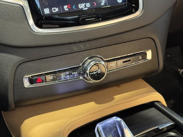 2025 Volvo XC90 Ultra
