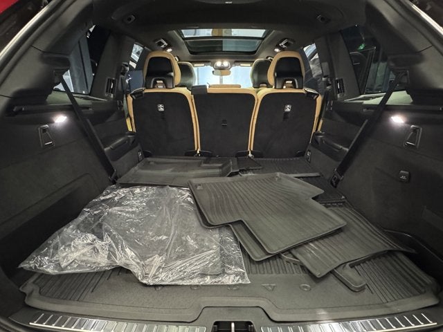2025 Volvo XC90 Ultra