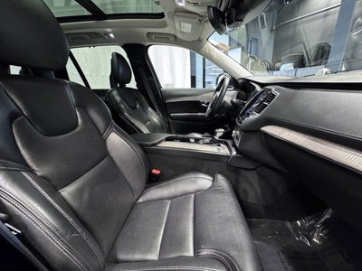 2022 Volvo XC90 Inscription