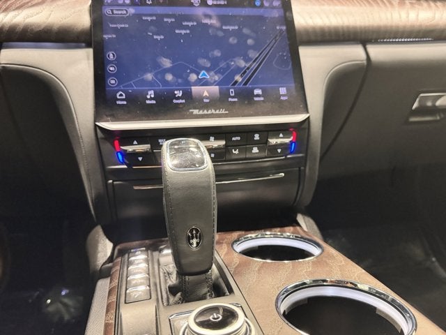 2023 Maserati Quattroporte Modena Q4